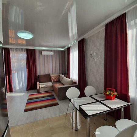 Lux New Apartment 2019 Harkov Kültér fotó
