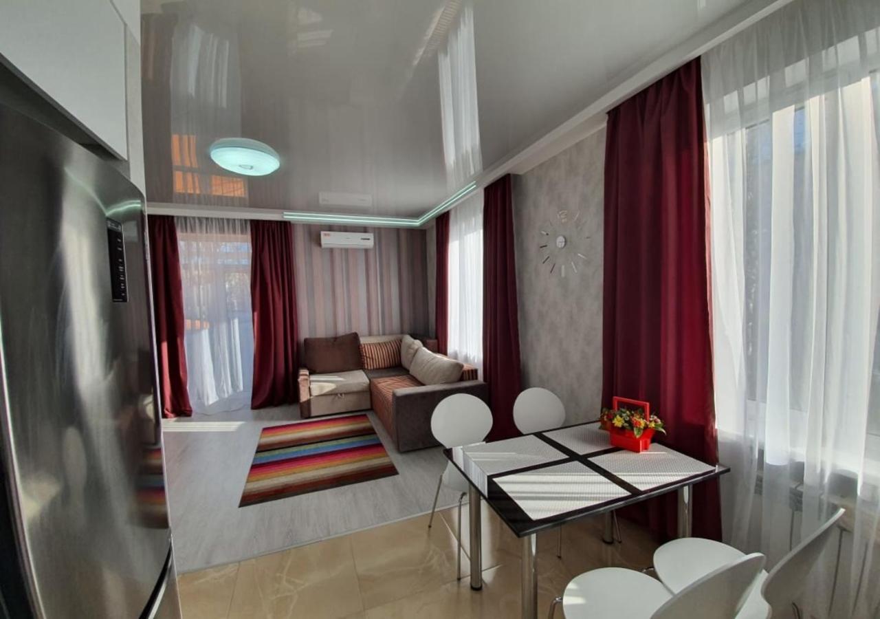 Lux New Apartment 2019 Harkov Kültér fotó