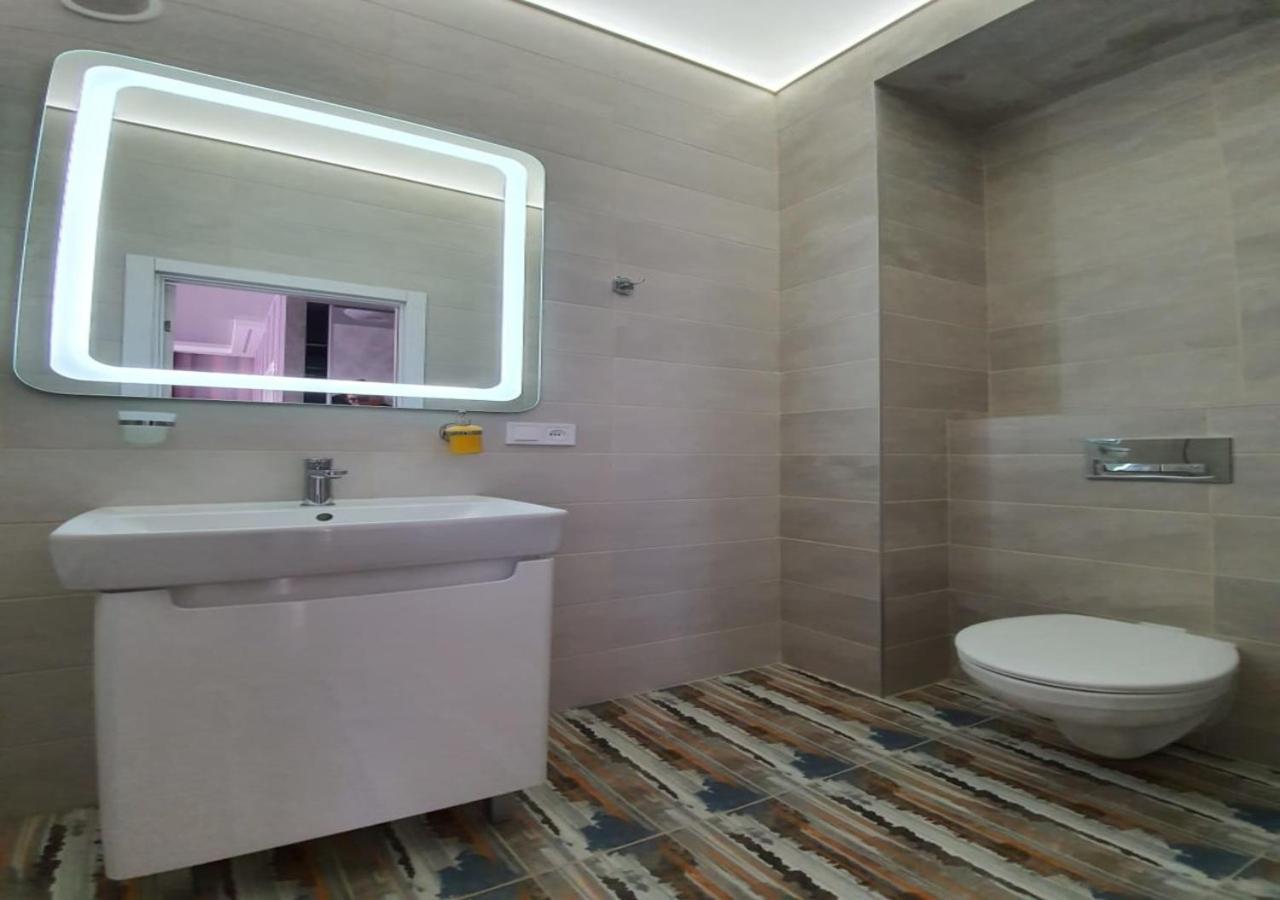 Lux New Apartment 2019 Harkov Kültér fotó